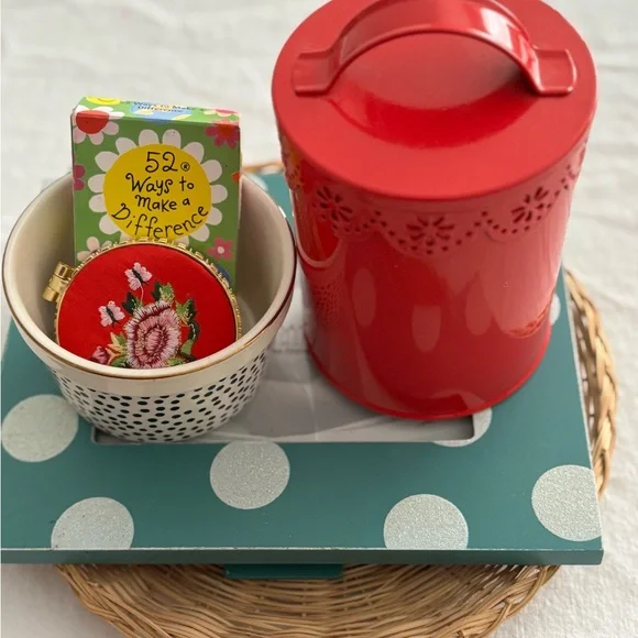 Gift bundle for birthday, Valentines Day, or anytime! - Picture 4 of 4